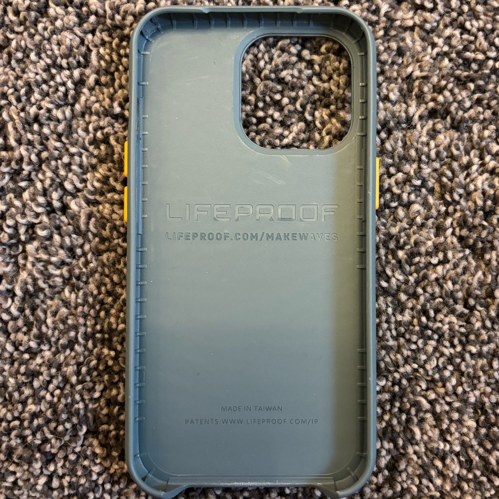 Iphone 13 Pro Lifeproof case